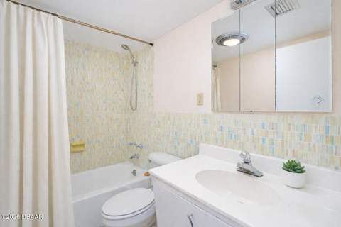 1224 S Peninsula Drive #415, Daytona Beach FL - photo 18 of 27