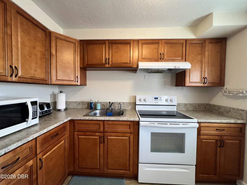 2 bedroom Condominium at 1750 S Palmetto Avenue #0350, West Winds, South Daytona — photo 3