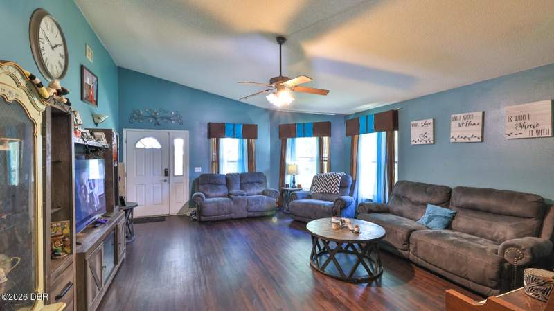 3 bedroom Single Family Residence at 720 S Ridgewood Avenue, Rio Vista, Ormond Beach — photo 5