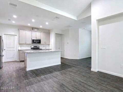 118 Gypsy Palace Lane, Daytona Beach FL - photo 9 of 19