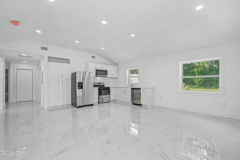 1839 W Blue Springs Avenue, Orange City FL - photo 6 of 28