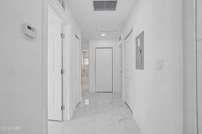 3 bedroom Single Family Residence at 1839 W Blue Springs Avenue, Not on the List, Orange City — photo 5