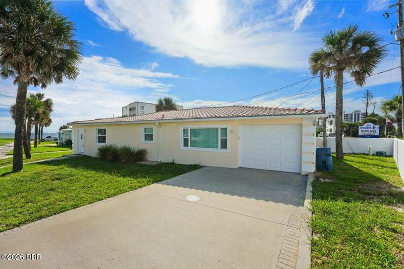 2 bedroom Single Family Residence at 2 Breezeway Drive, Not In Subdivision, Ormond Beach — photo 4