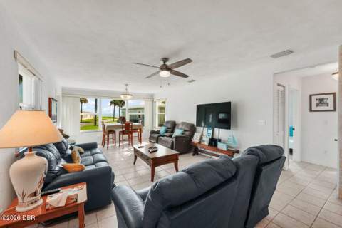 2 Breezeway Drive, Ormond Beach FL - photo 7 of 32