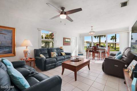 2 Breezeway Drive, Ormond Beach FL - photo 8 of 32