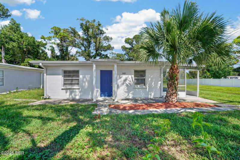 3 bedroom Single Family Residence at 2425 Anastasia Drive, Ganymede, South Daytona — photo 3