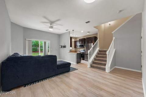 107 Wentworth Grande Drive, Daytona Beach FL - photo 6 of 39