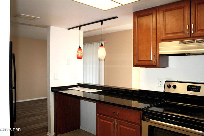 2 bedroom Condominium at 417 Banana Cay Drive #J, Bristol Bay Condo The, South Daytona — photo 5