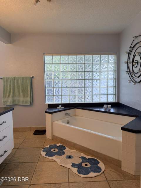 318 N Riverside Drive, Edgewater FL - photo 7 of 34