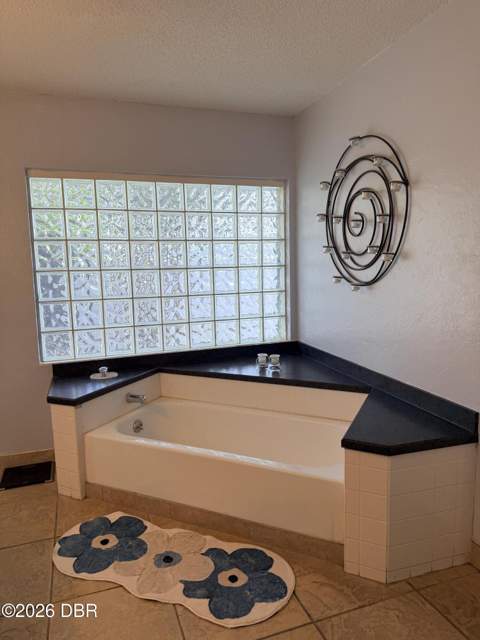 318 N Riverside Drive, Edgewater FL - photo 8 of 34