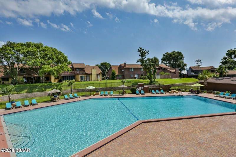 3 bedroom Townhouse at 11 Ridge Trail, Trails, Ormond Beach — photo 4