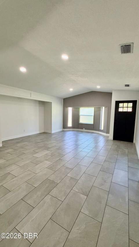 1906 Blake Place, Daytona Beach FL - photo 9 of 32