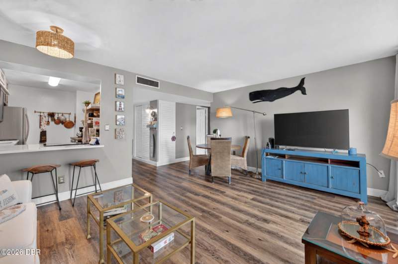 1 bedroom Condominium at 2800 N Atlantic Avenue #1408, Daytona Beach Ocean Towers, Daytona Beach — photo 3