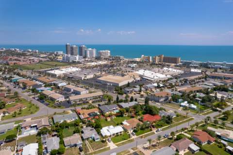263 Williams Avenue, Daytona Beach FL - photo 6 of 27
