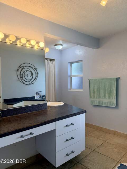 318 N Riverside Drive, Edgewater FL - photo 9 of 34