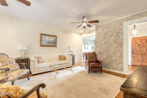 208 W Stetson Avenue, DeLand FL - photo 7 of 49
