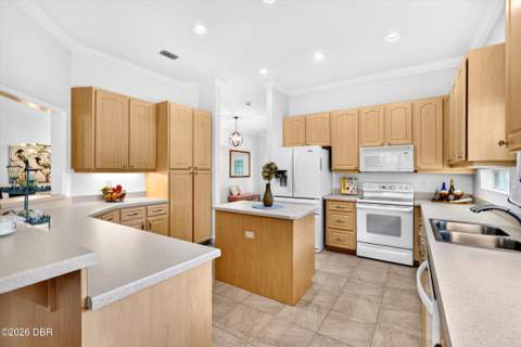 3621 Christa Court, Ormond Beach FL - photo 17 of 60