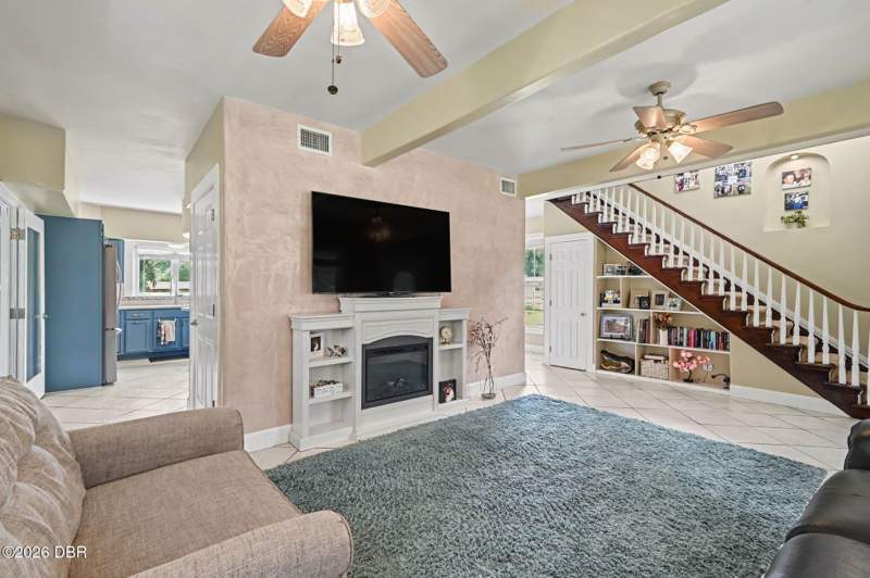 3 bedroom Single Family Residence at 208 S Gaines Street, Assessors Ormond Beach, Oak Hill — photo 4