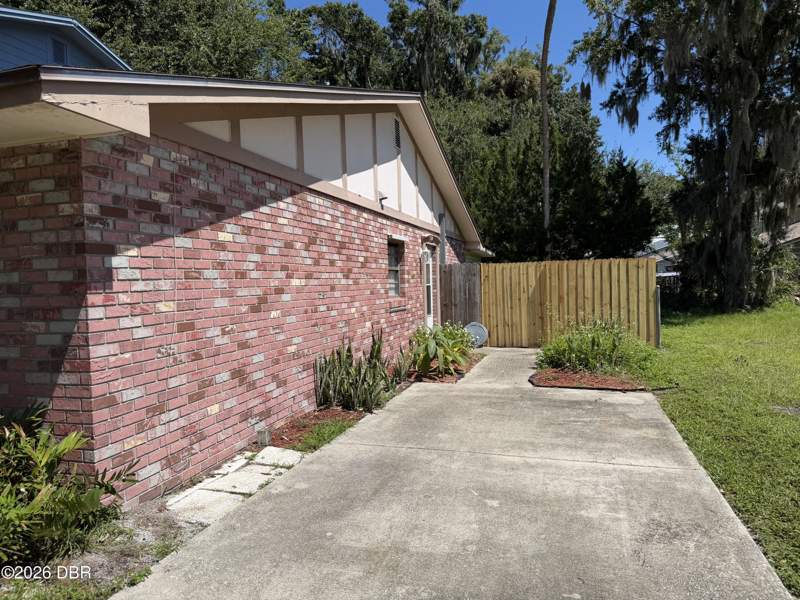 2 bedroom Single Family Residence at 824 Sugar House Boulevard, Sugar Forest, Port Orange — photo 3