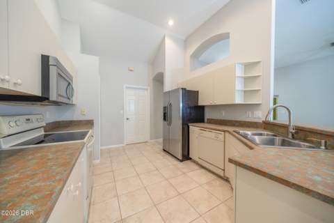 3755 Carrick Drive, Ormond Beach FL - photo 6 of 43