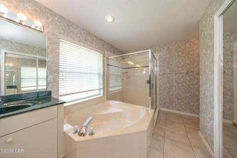 3755 Carrick Drive, Ormond Beach FL - photo 22 of 43