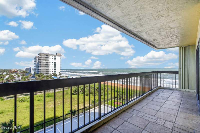 2 bedroom Condominium at 1513 Ocean Shore Boulevard #4E, Ormondy Condo, Ormond Beach — photo 4