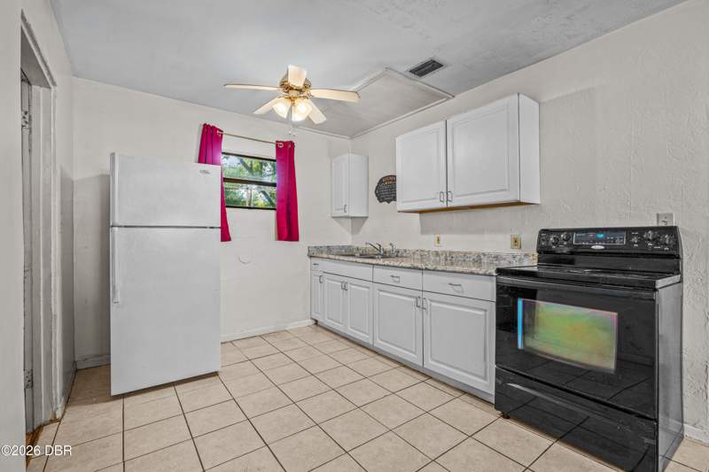 2 bedroom Single Family Residence at 711 Flanders Avenue, Flanders Sub, Daytona Beach — photo 5