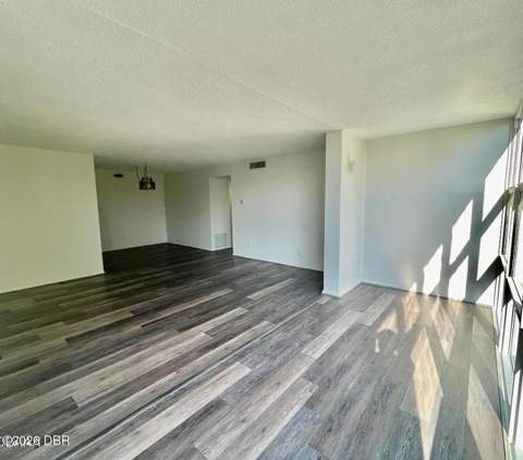 1224 S Peninsula Drive #304, Daytona Beach FL - photo 7 of 13