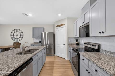 817 Sky Haven Way, New Smyrna Beach FL - photo 18 of 63