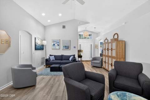 1135 Champions Drive, Daytona Beach FL - photo 7 of 57