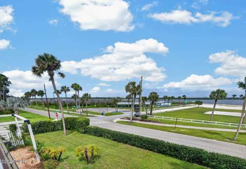 500 S Riverside Drive, Edgewater FL - photo 10 of 66