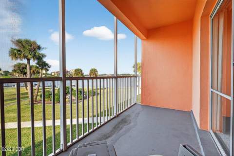 721 S Beach Street #205, Daytona Beach FL - photo 16 of 41