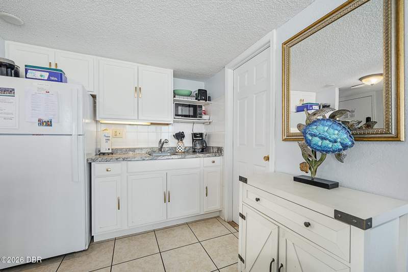0 bedroom Condotel at 2301 S Atlantic Avenue #232, Hawaiian Inn Beach Resort, A Condo, Daytona Beach Shores — photo 4