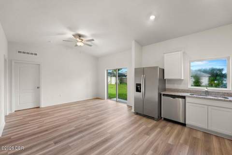 850 Glasgow Avenue, Deltona FL - photo 9 of 32