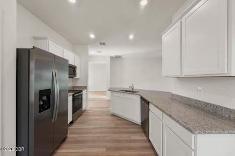 1768 Courtland Boulevard, Deltona FL - photo 9 of 33