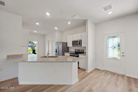 1768 Courtland Boulevard, Deltona FL - photo 7 of 33