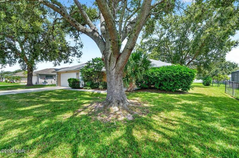 3 bedroom Single Family Residence at 5 Spinnaker Circle, Harborside, South Daytona — photo 4