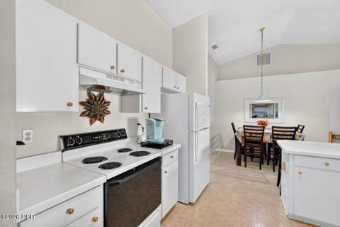 5 Spinnaker Circle, South Daytona FL - photo 16 of 35