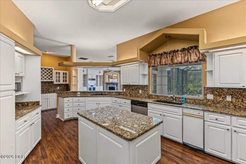 17 Coquina Ridge Way, Ormond Beach FL - photo 6 of 72