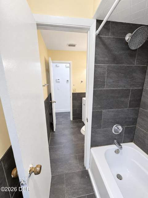 821 Winchester Street, Daytona Beach FL - photo 17 of 34