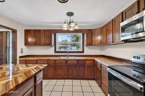 690 Westward Circle, Holly Hill FL - photo 6 of 28