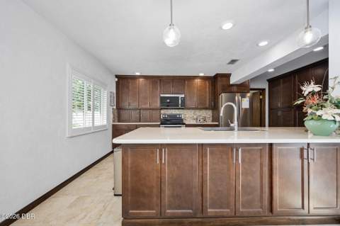 20 Mayfield Circle, Ormond Beach FL - photo 17 of 45
