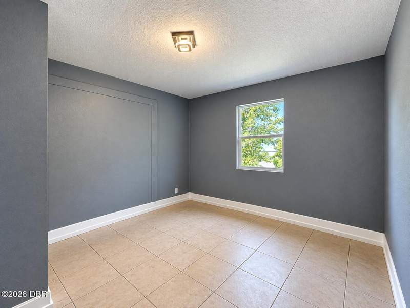 4 bedroom Single Family Residence at 634 Aberdeen Street, Oak Park, Daytona Beach — photo 4