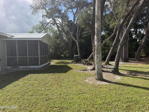 662 N Volusia Avenue, Pierson FL - photo 8 of 37