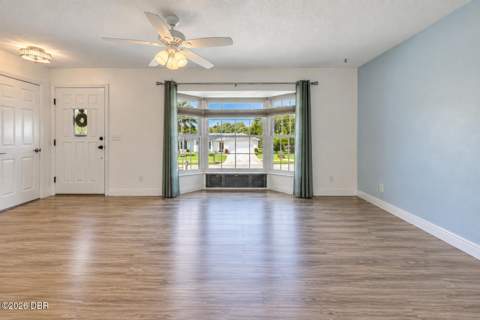 105 Greenbrook Court, Daytona Beach FL - photo 8 of 43