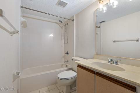 275 Indigo Drive #104, Daytona Beach FL - photo 17 of 31