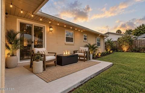 57 Laurel Oaks Circle, Ormond Beach FL - photo 24 of 33