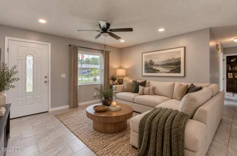 57 Laurel Oaks Circle, Ormond Beach FL - photo 6 of 33