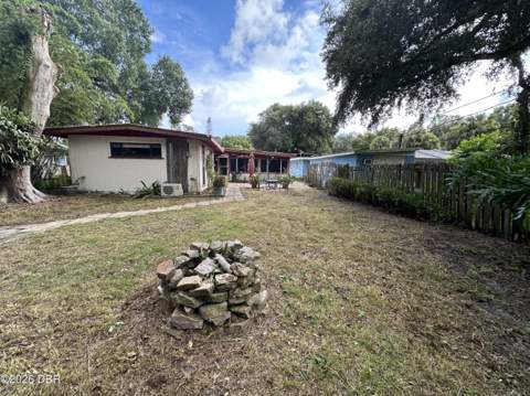 608 Dixie Lane, South Daytona FL - photo 9 of 21