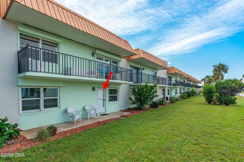 2 bedroom Condominium at 10 Lynnhurst Drive #107, Winchester Manor, A Condo, Ormond Beach — photo 3